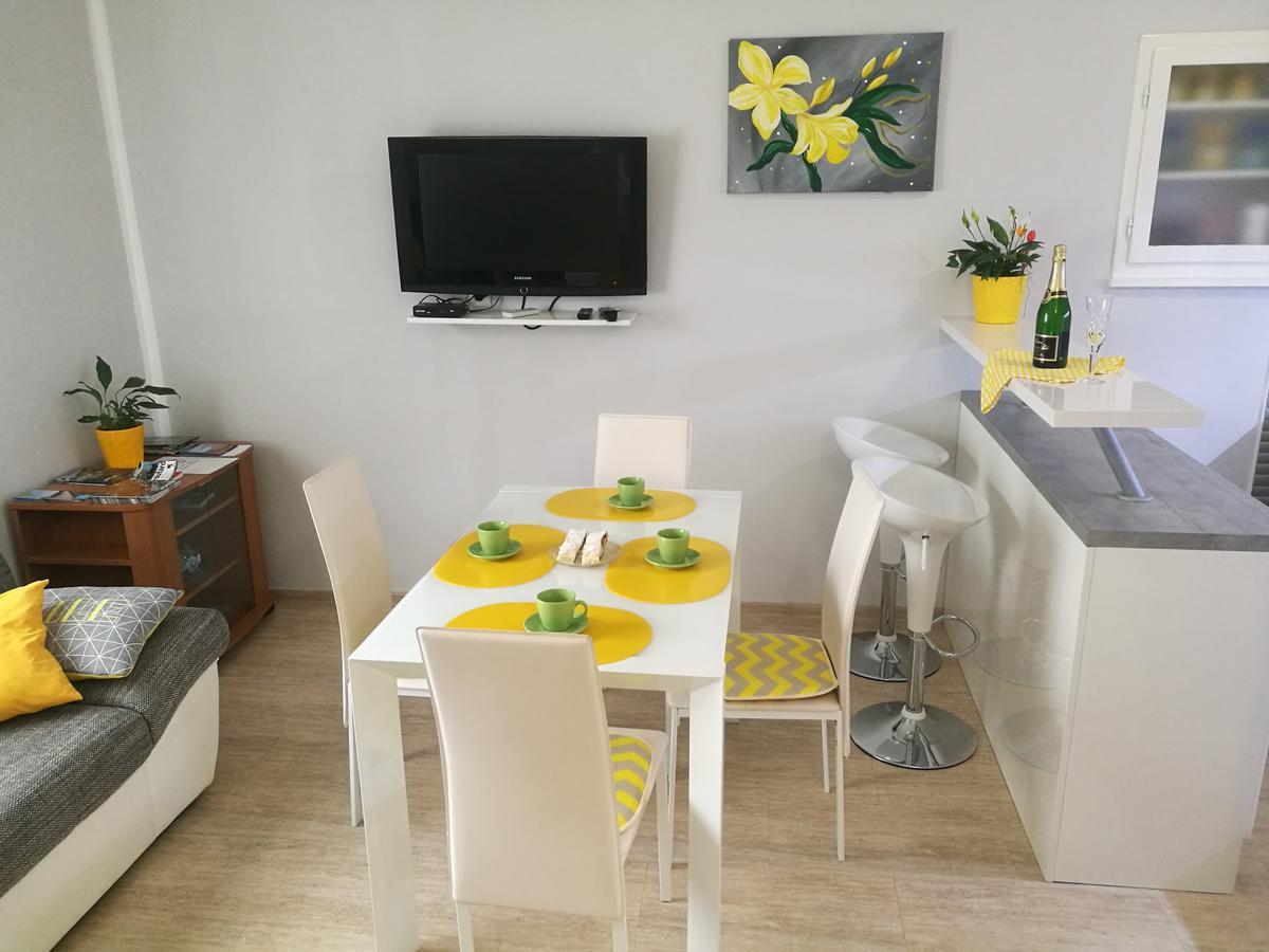 Apartment Cozy Šibenik Екстериор снимка